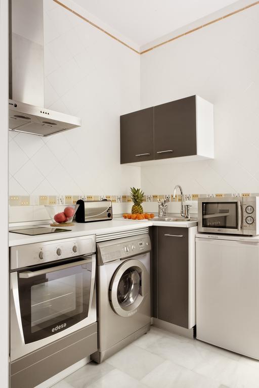 Apartamentos Mariscal Sevilla Exterior foto