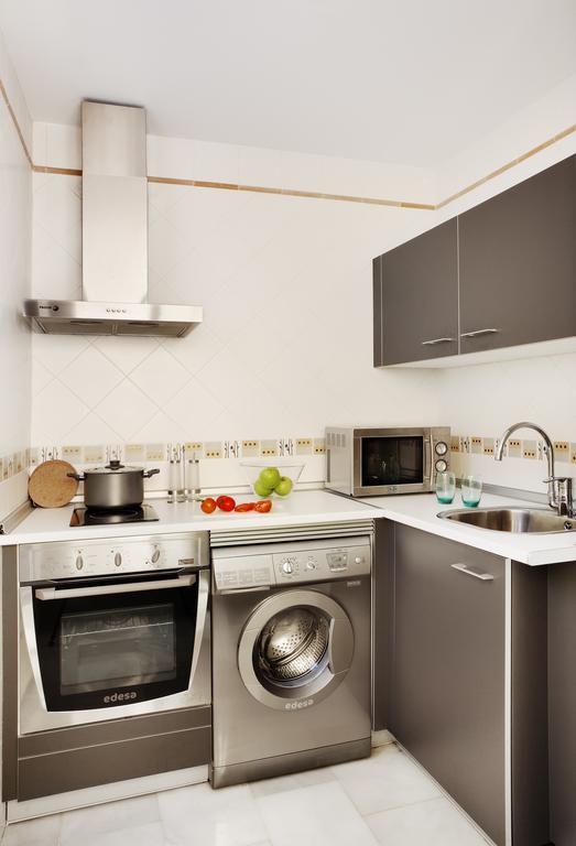 Apartamentos Mariscal Sevilla Exterior foto