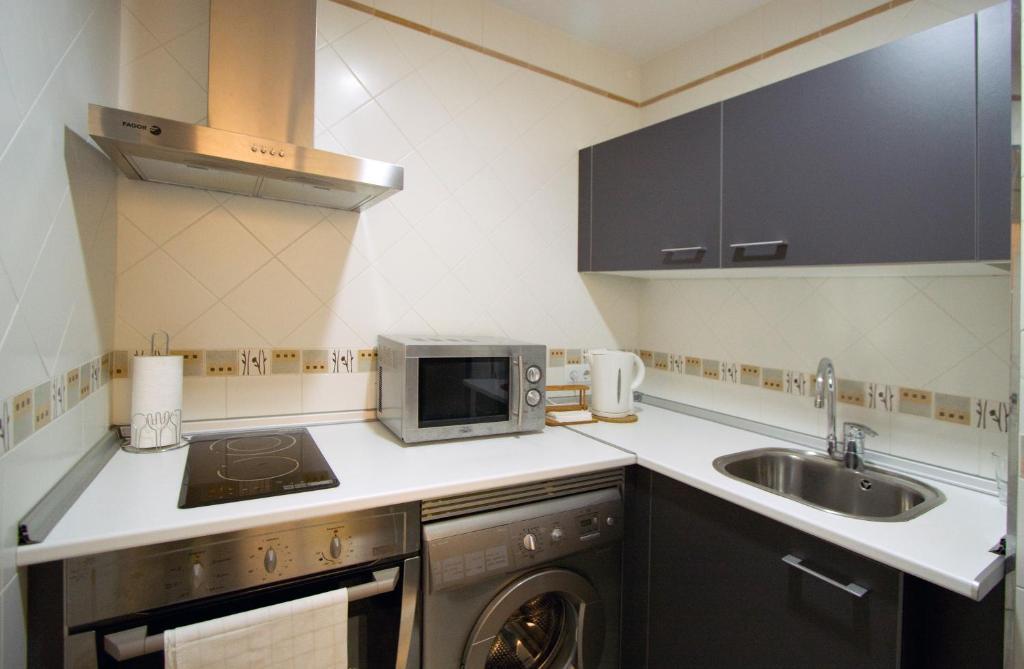 Apartamentos Mariscal Sevilla Zimmer foto